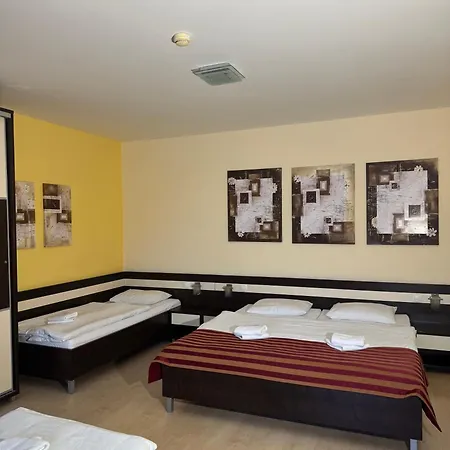 Paradise Apartment *