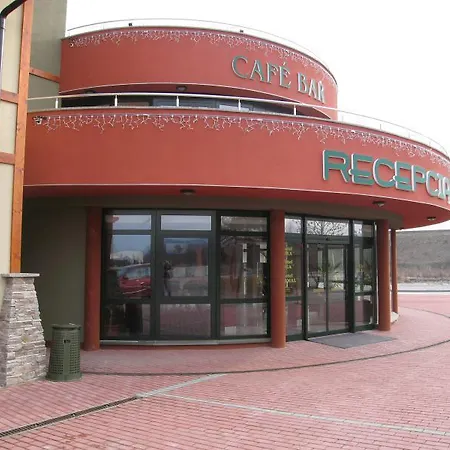 Paradise * Bešeňová